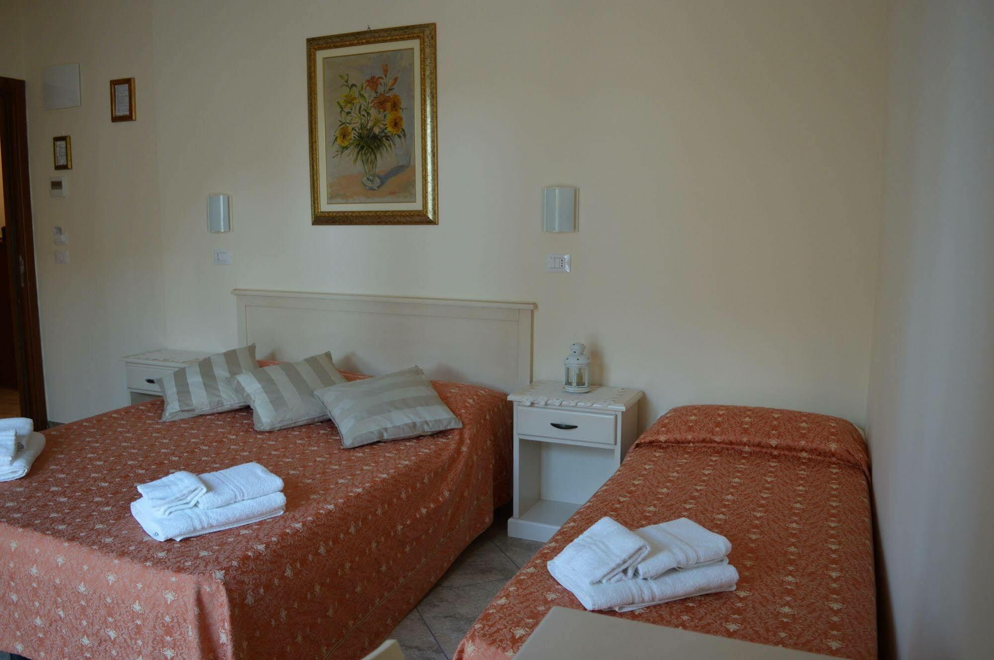 Hotel Franca Milano Marittima Luaran gambar