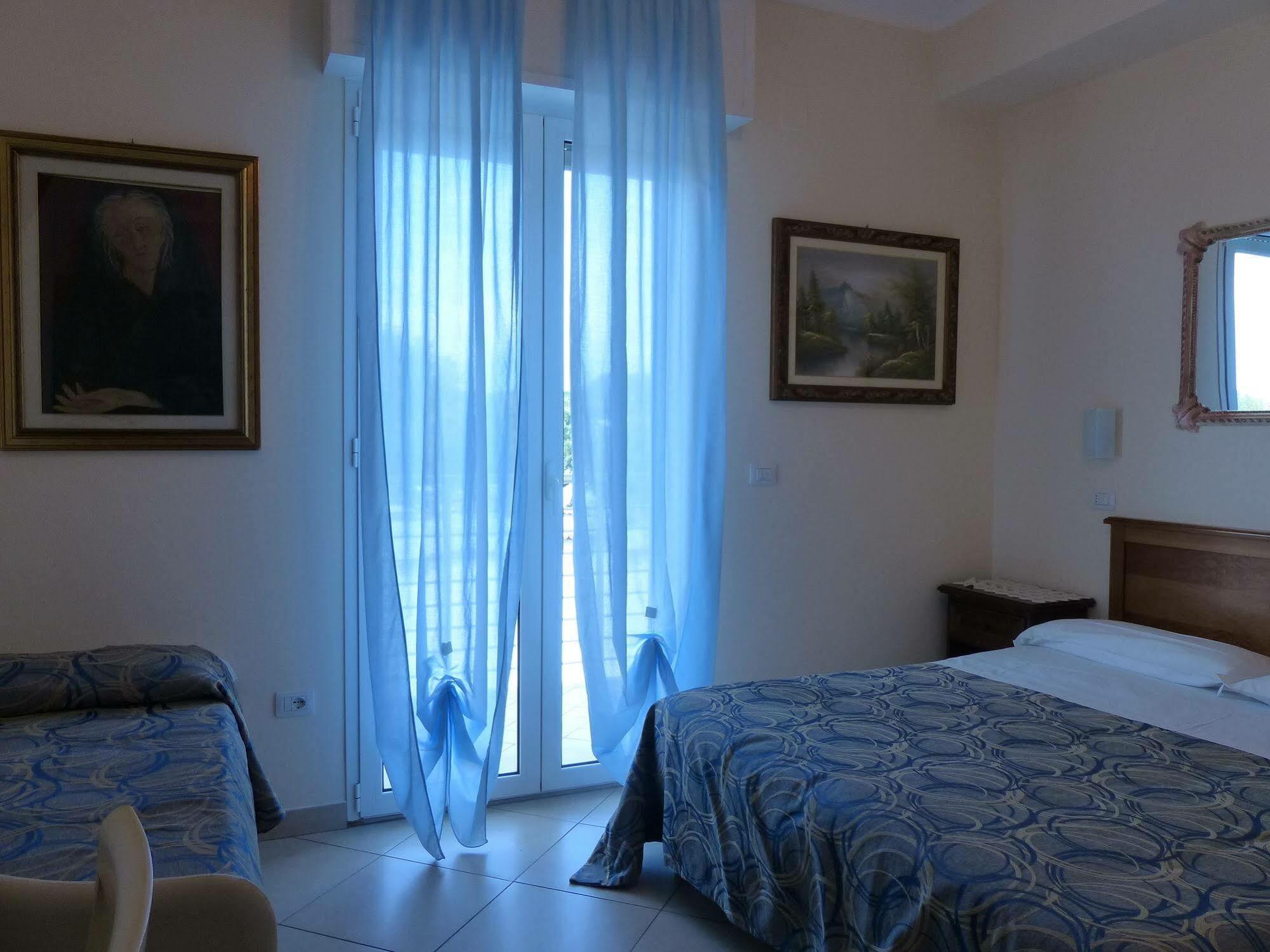 Hotel Franca Milano Marittima Luaran gambar