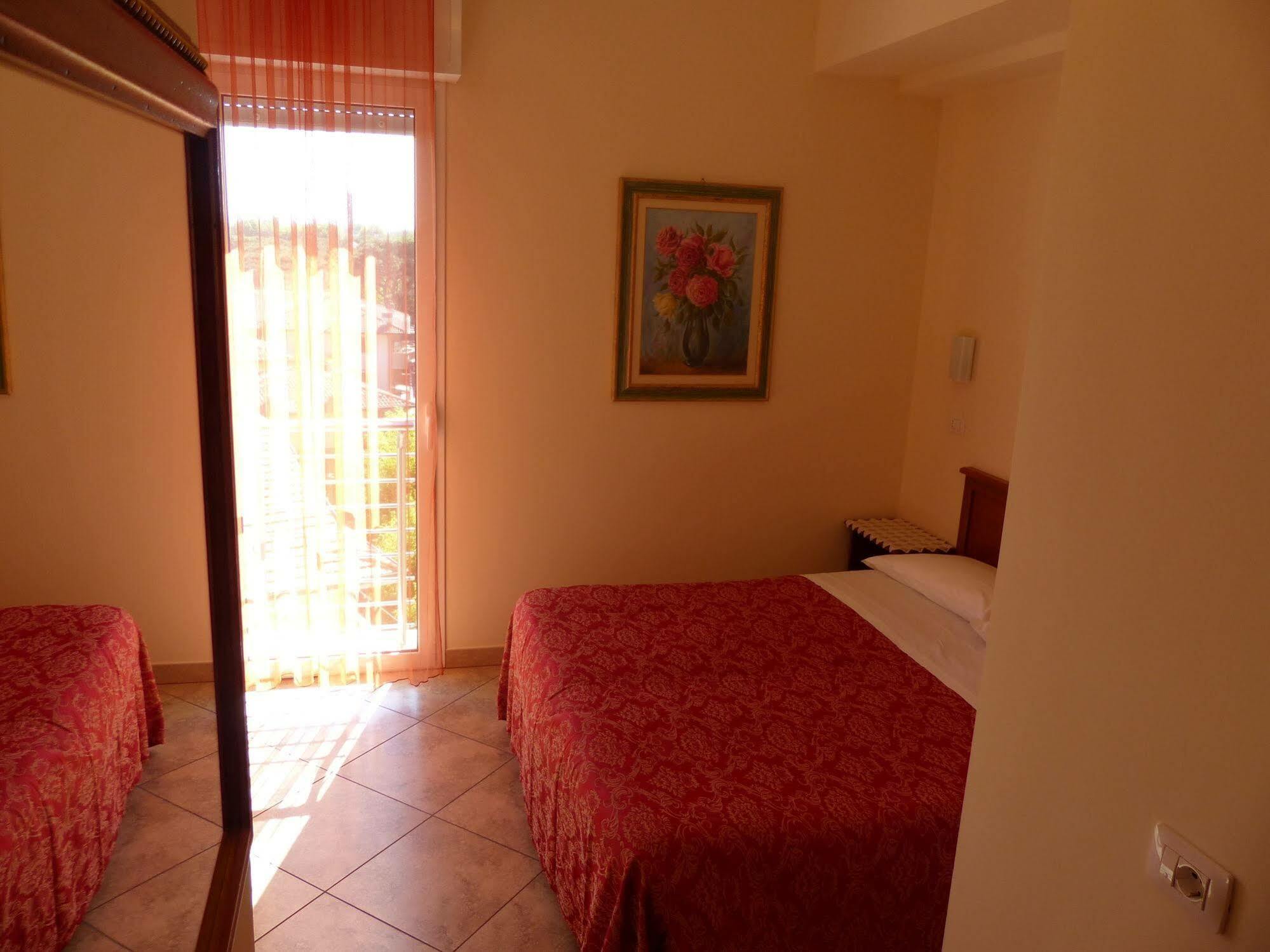 Hotel Franca Milano Marittima Luaran gambar