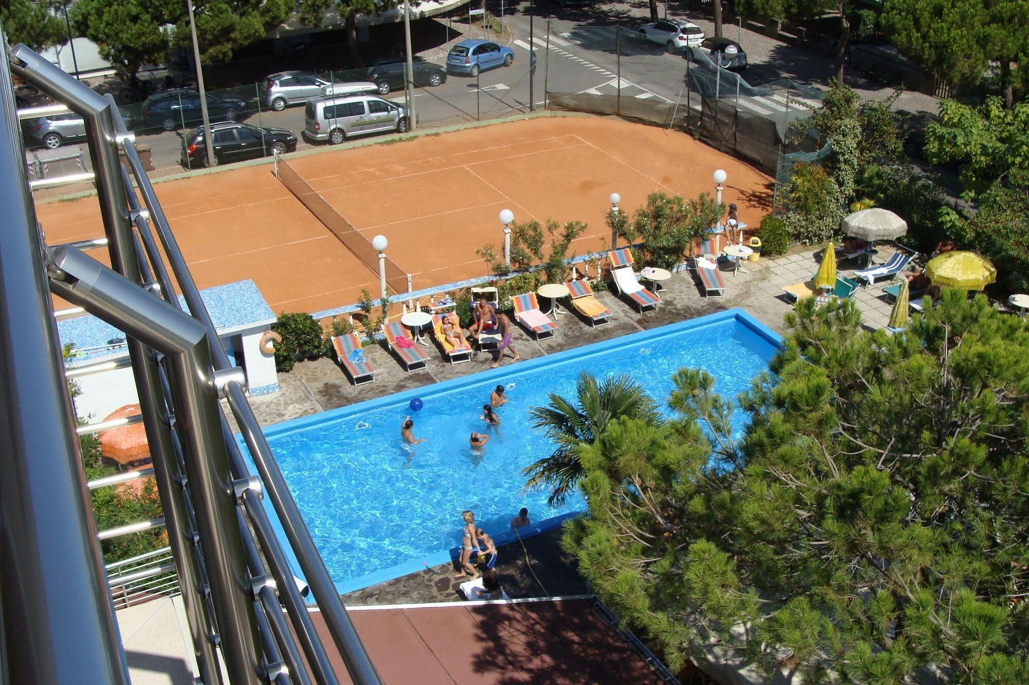 Hotel Franca Milano Marittima Luaran gambar